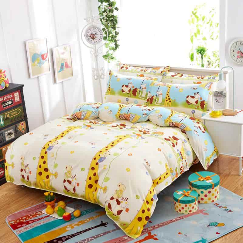 تشک دخترانه نوجوان ساخته‌ شده از الیاف طبیعی